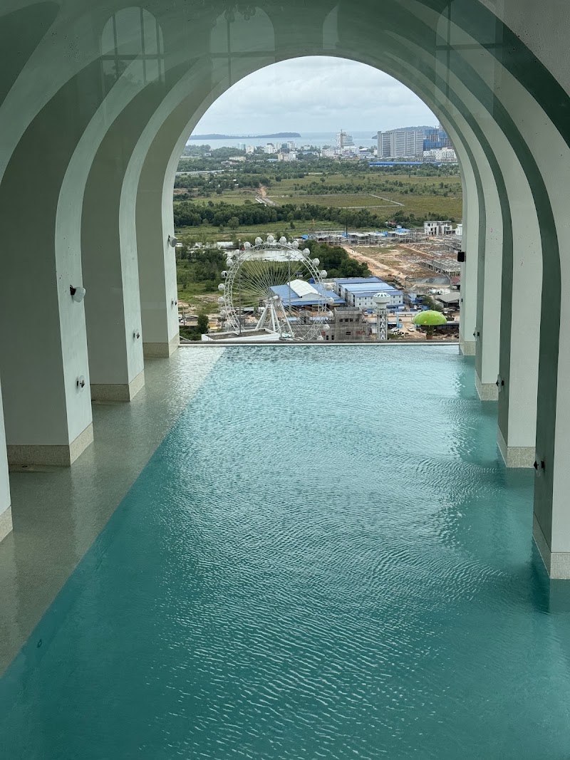 Arjuna Solitaire Hotel