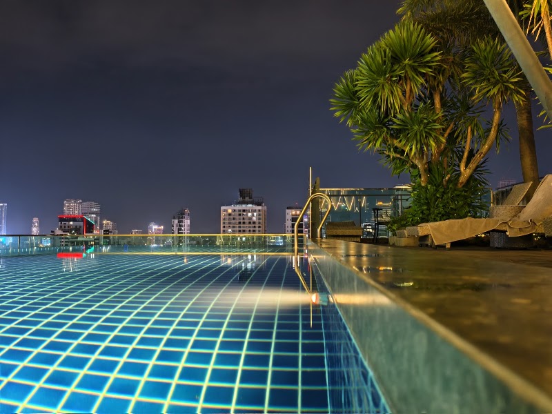 CHECK inn Phnom Penh Royal Palace