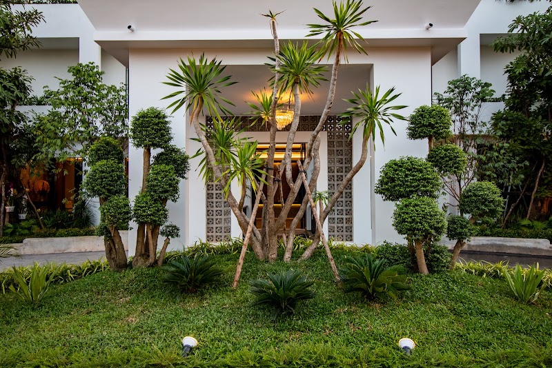 Eightfold Urban Resort