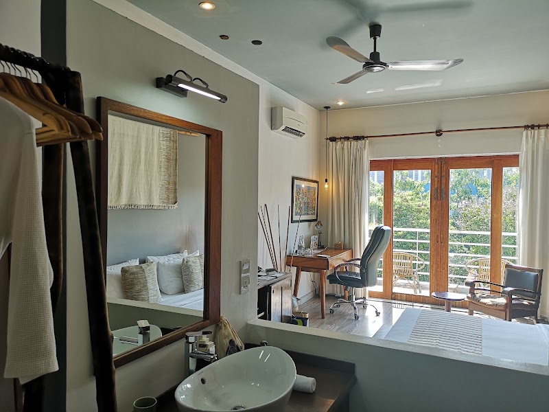 iRoHa Garden Hotel & Resort
