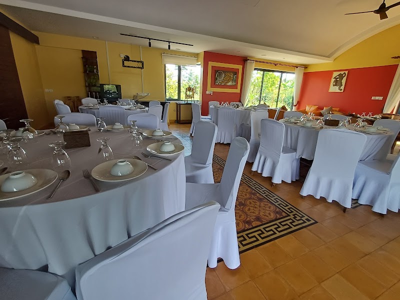 Komsan Kampot Resort