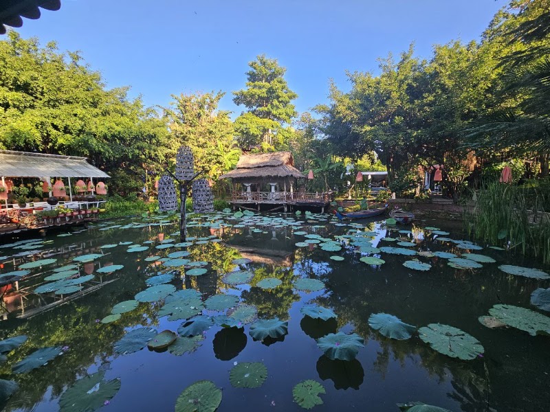 Maisons Wat Kor