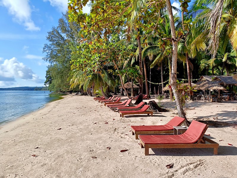 Palm Beach Bungalow Resort