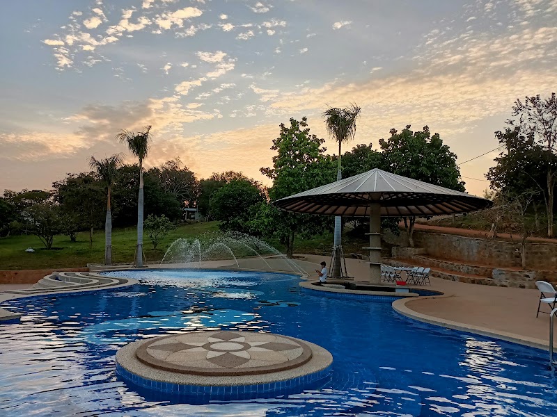 Phum Domnak Domrey Resort