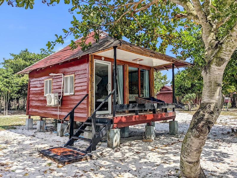 Pura Vita Resort