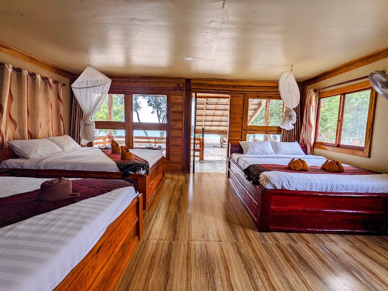 Pura Vita Resort
