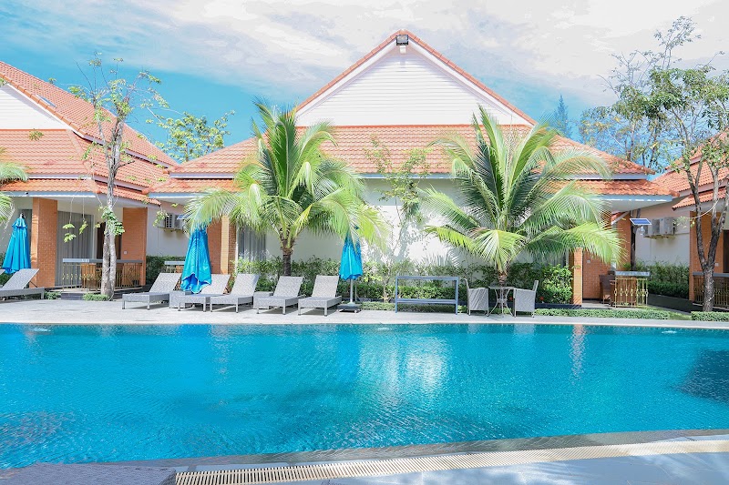 Sea Breeze Hotel & Villa