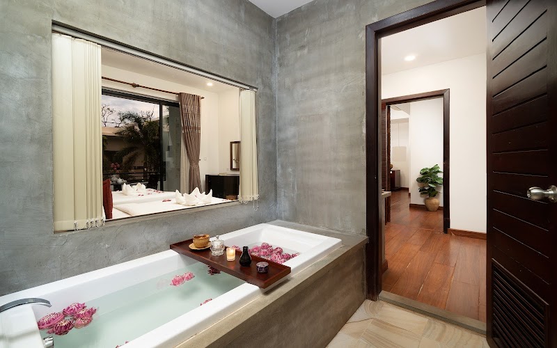 The Moon Residence & Spa