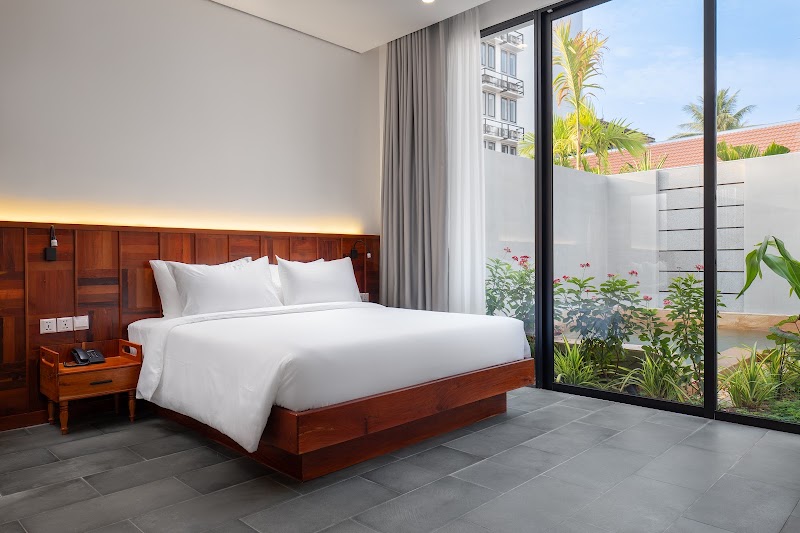 Two Seasons Siem Reap Hotel