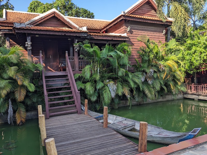 Vimean Sovannaphoum Resort