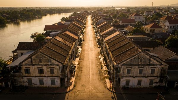 How much does a hotel cost in Kampot