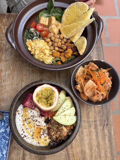 The Fringe Cafe & Yoga Studio