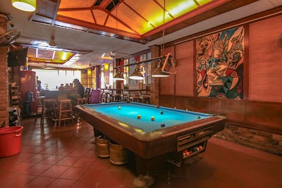 Bar Oz