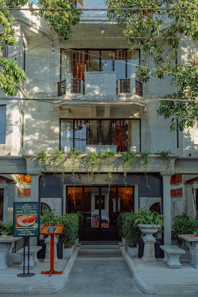 Old Maison Eatery