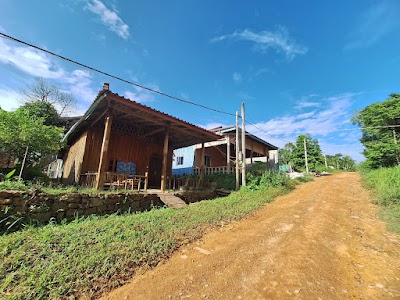 Dragonfly Guesthouse/Restaurant/Bar