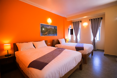 Daun Penh Palace Boutique