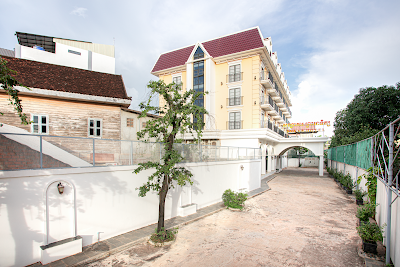 Solar Hotel