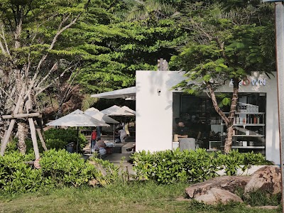 BROWN Coffee | Seaview