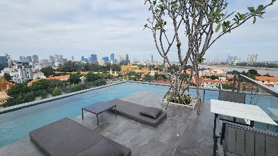 GLOW PARK HOTEL Grand Royal Palace