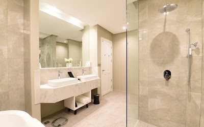 The Royal Family Suites