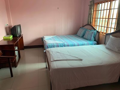 ផ្ទះសំណាក់ឡុងថៃលី