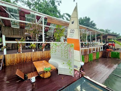 TATAI Star Light Lodge