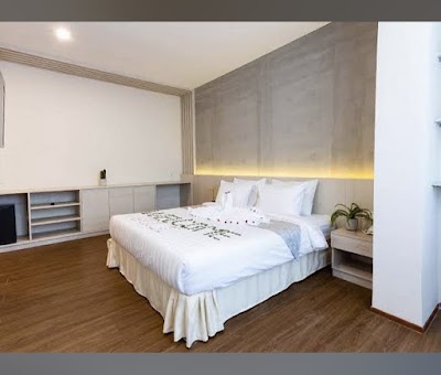 Joli Hotel & Restaurant