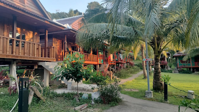 Khim Vouch Ay Bungalows & Restaurant
