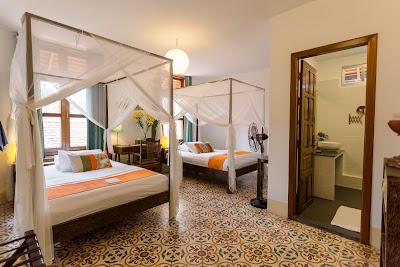 Pavilion Hotel