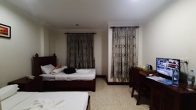 Vanne Hotel