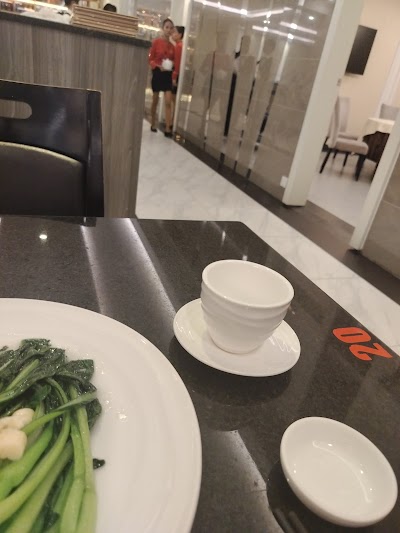 Lucky Star Hotel