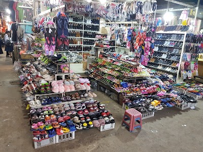 Phsar Leu Market
