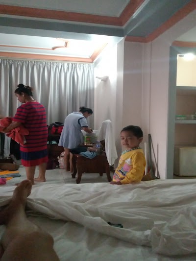 Lucky Star Hotel