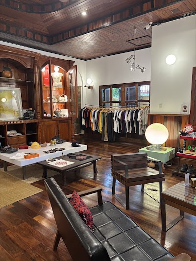 The Cocoon House - Art Gallery, Concept Store, Fashion Vintage and Skate Shop - by Cocoon Limited