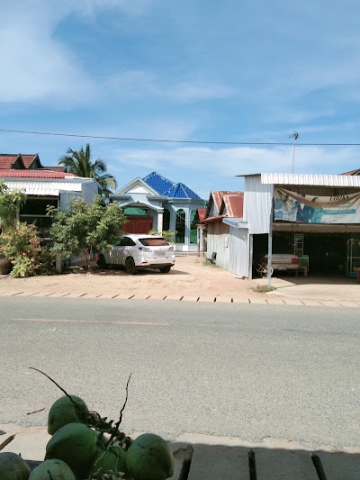 ហឿន រ៉េន លក់ពោះគោទឹកប្រហុក