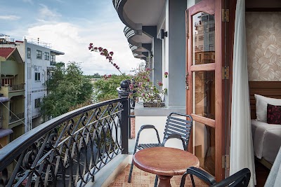 Ohana Phnom Penh Palace Hotel