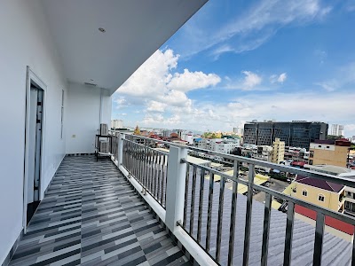 Bona Hotel (Hostel, Private Rooms, and Restaurant)