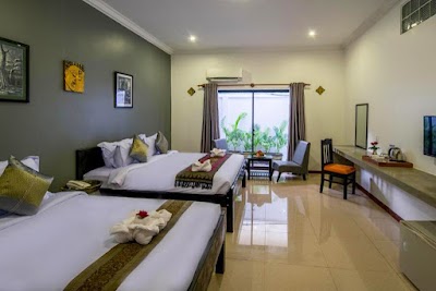 Atesy Group Boutique