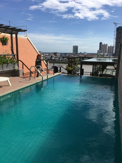 LCS Hotel & Apartment