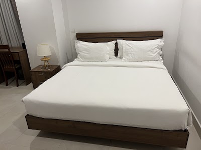 Queen Mansion Apartment