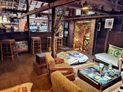 ASANA OLD WOODEN HOUSE Cocktail Bar