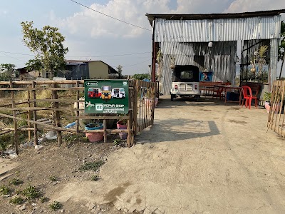 ត្រចៀកកាំមាស​ KTV និង​ អាហារដ្ឋាន