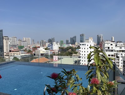 Botum Domrey Hotel and Service Apartment