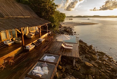 Full Moon Private Island