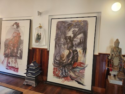 The Cocoon House - Art Gallery, Concept Store, Fashion Vintage and Skate Shop - by Cocoon Limited