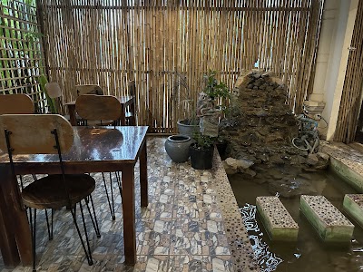 Cafe HOC