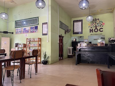 Cafe HOC