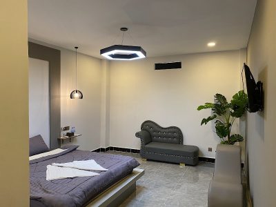 ផ្ទះសំណាក់ រលាប