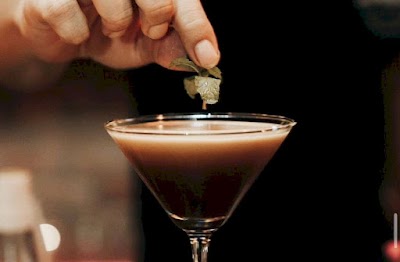 Ambar Cocktails & Karaoke Bar