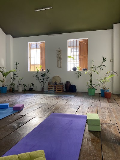 Blend House Cafè & Zen House Yoga